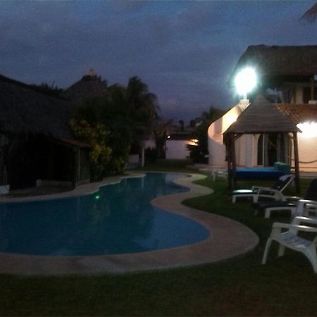 Cabanas Pie De La Cuesta Hotel Coyuca Esterno foto