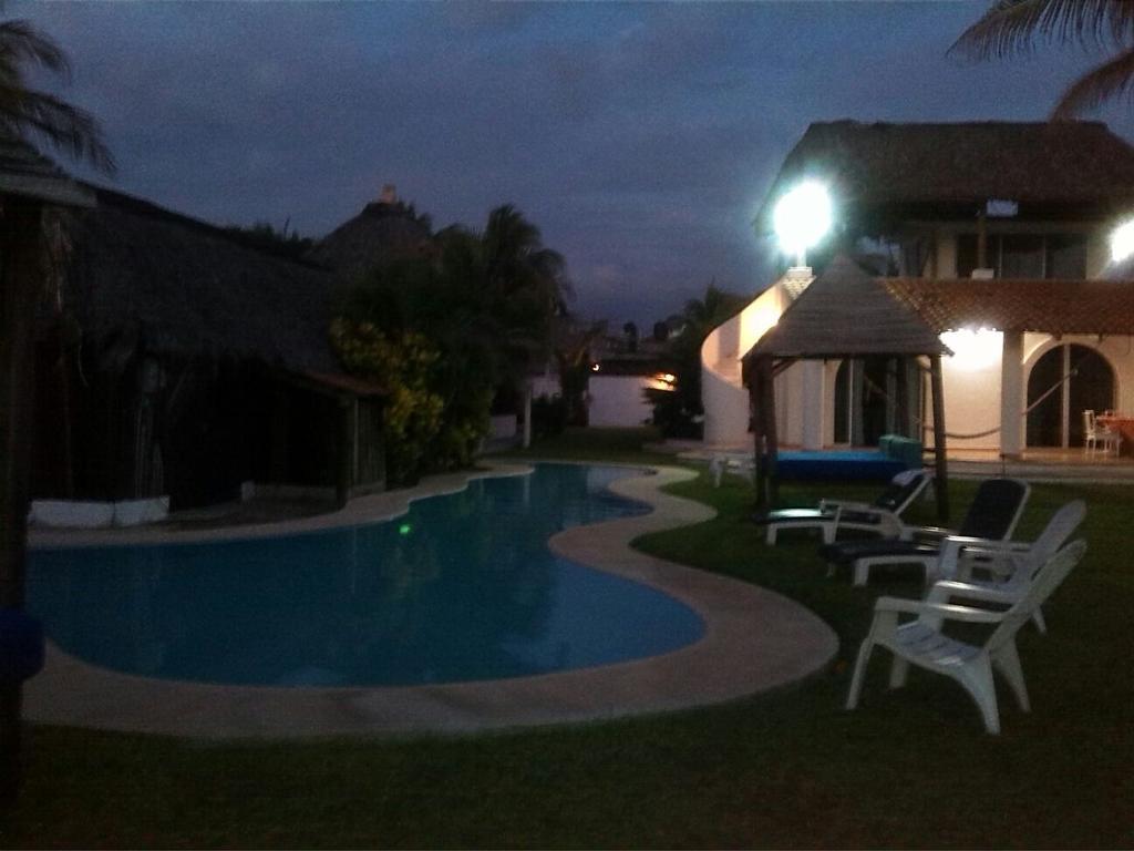Cabanas Pie De La Cuesta Hotel Coyuca Esterno foto